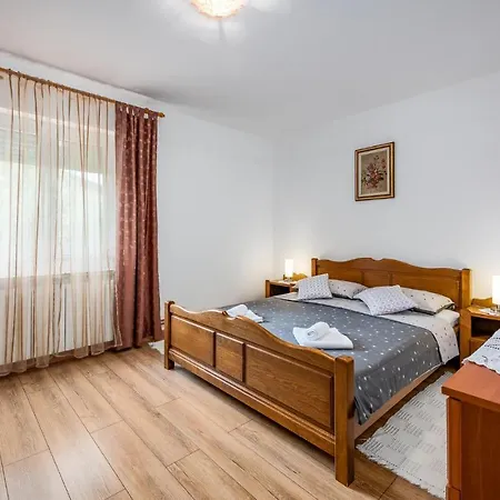 Three-bedroom In * Poreč